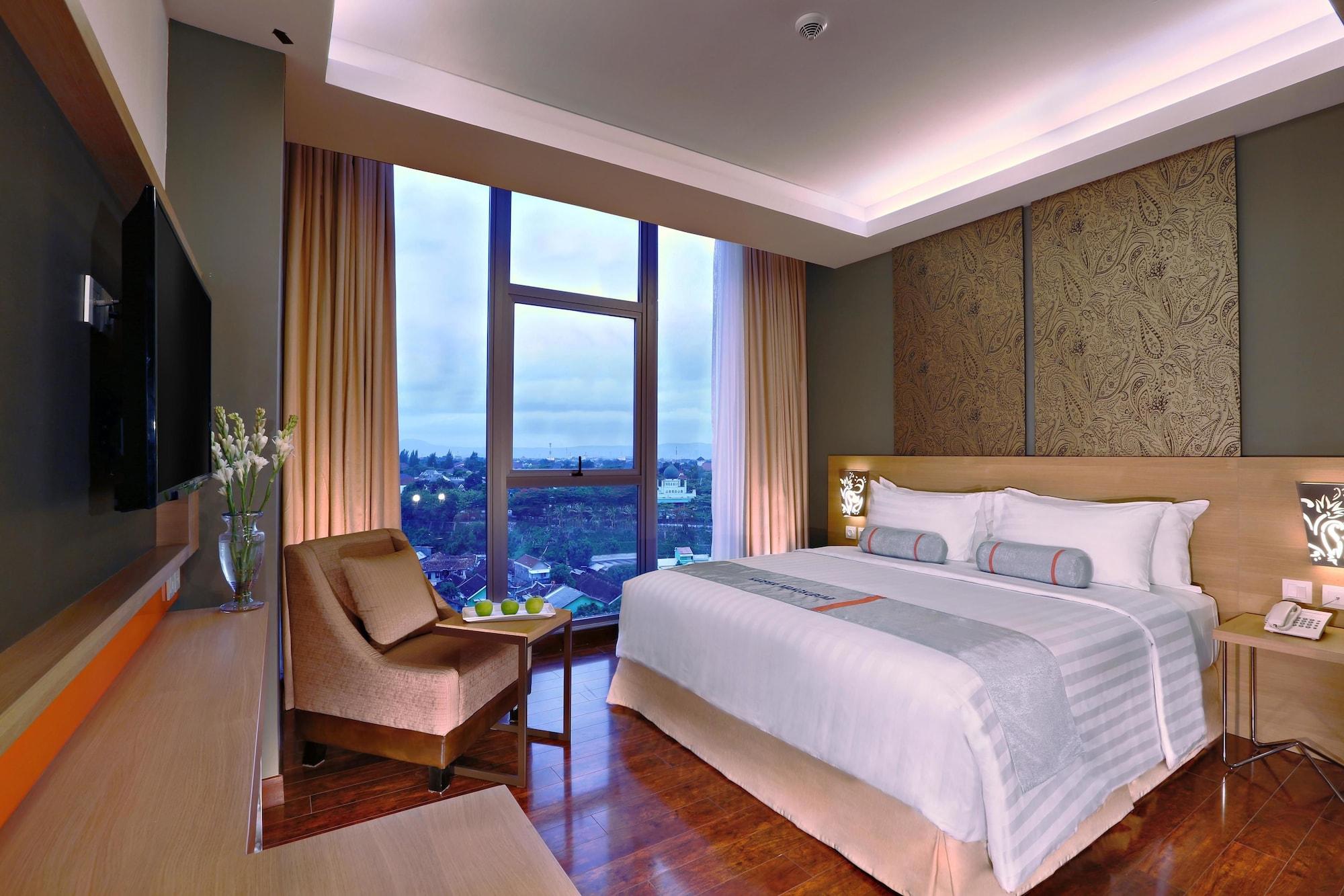 Harper Malioboro Yogyakarta By Aston Hotel Exterior photo