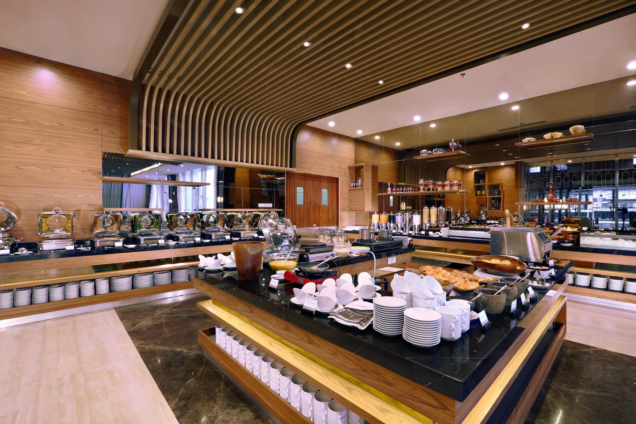 Harper Malioboro Yogyakarta By Aston Hotel Exterior photo