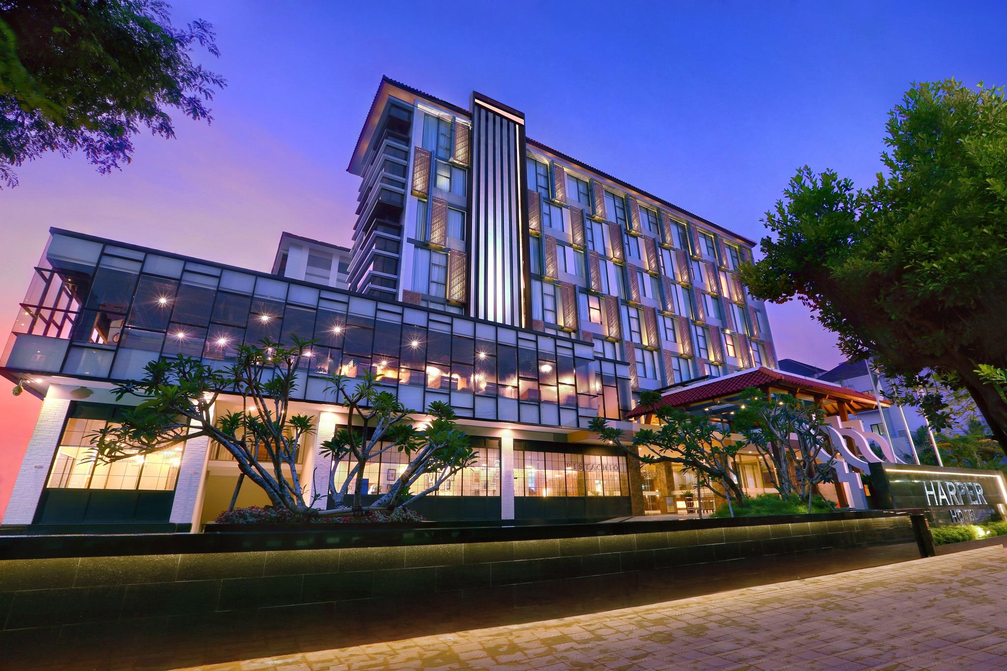 Harper Malioboro Yogyakarta By Aston Hotel Exterior photo