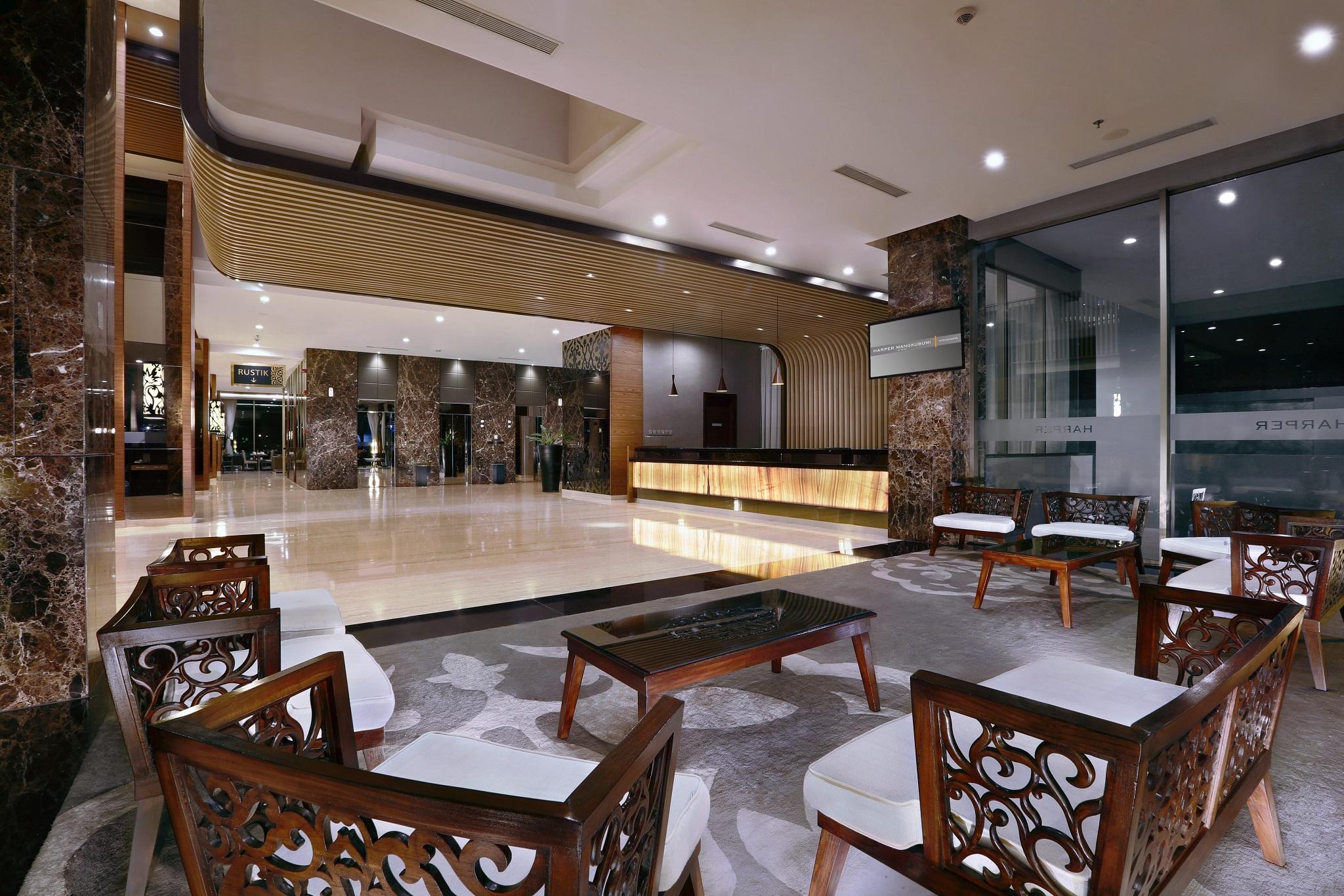 Harper Malioboro Yogyakarta By Aston Hotel Exterior photo